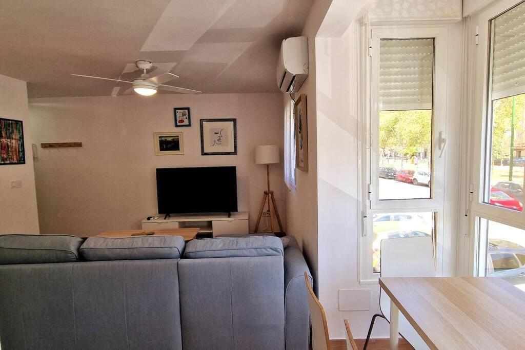 Moderno Zona Nervion. Wifi/ac